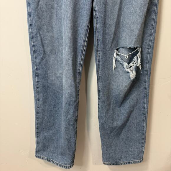 Levi's Women's '94 Baggy Jeans Distressed Blue Straight Size 30 - Picture 5 of 9